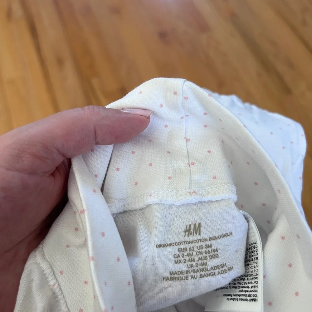 H&M White Baby Organic Cotton Hat and Pants Set